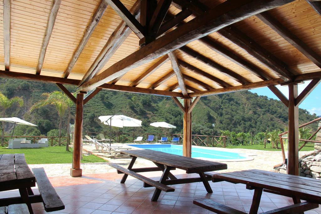 Profetina Village Motta Camastra Exterior photo